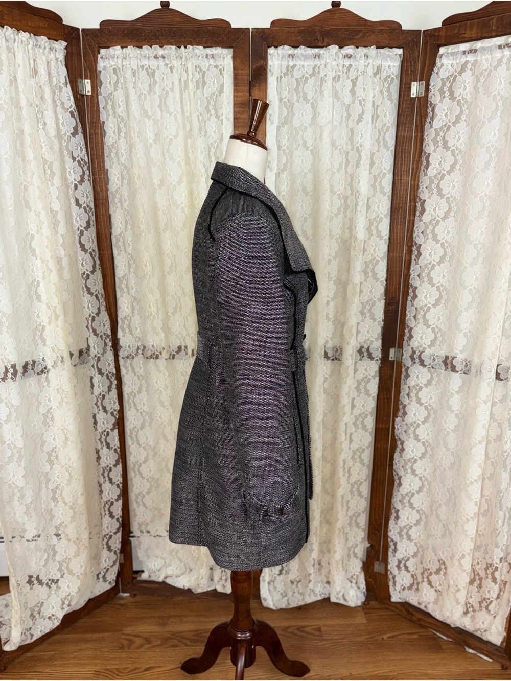 Beautiful Guess Women's Charcoal Gray Tweed Double-Breasted Trench Coat - Picture 4 of 6